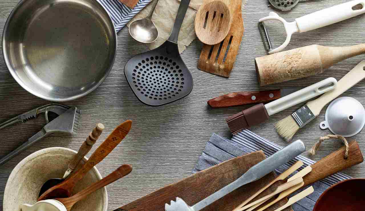 Guida sull'acquisto di attrezzi da cucina sicuri per la salute