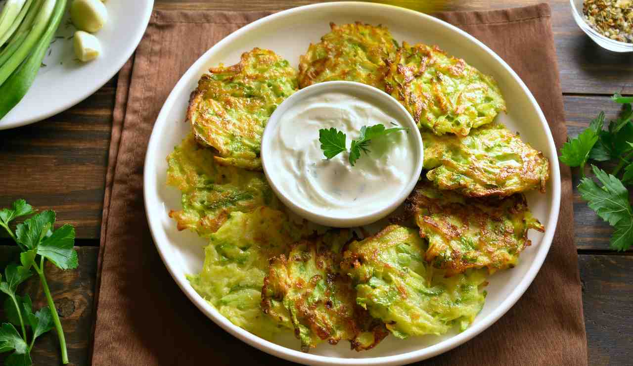 la ricetta delle frittelle di zucchina