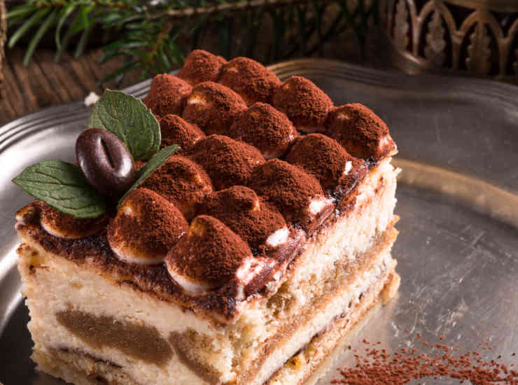 Come preparare la Torta gelato al tiramisù. Streetfoodnews.it