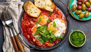 Ricetta delle uova col pomodoro alla pizzaiola