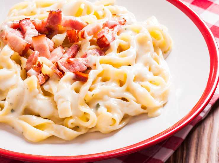 pasta pancetta e ricotta - streetfoodnews.it