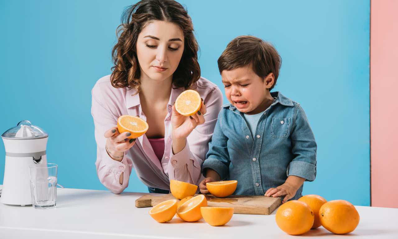 Quando non è consigliabile mangiare arance bambino mamma colazione