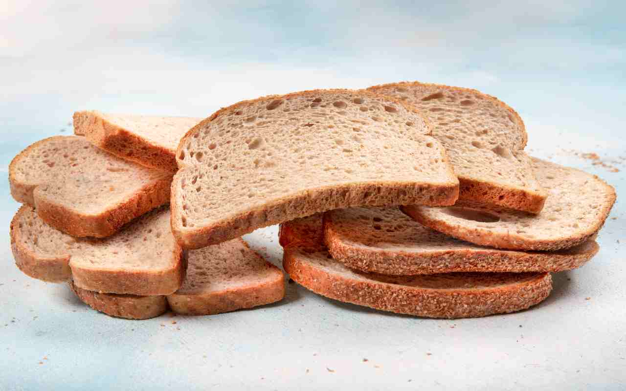 Come ravvivare il pane raffermo