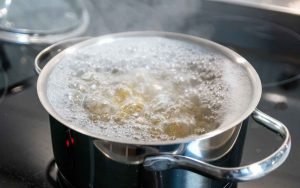 Attenzione a non buttare mai l'acqua della pasta nello scarico del lavandino