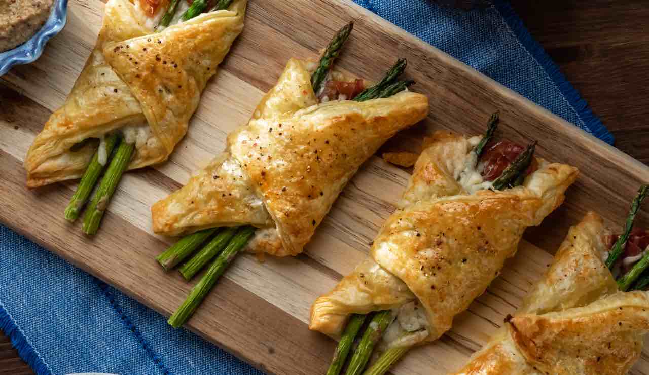 Fagottini di asparagi e pancetta