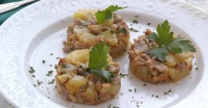 Ricetta cestini di carne con patate e scamorza