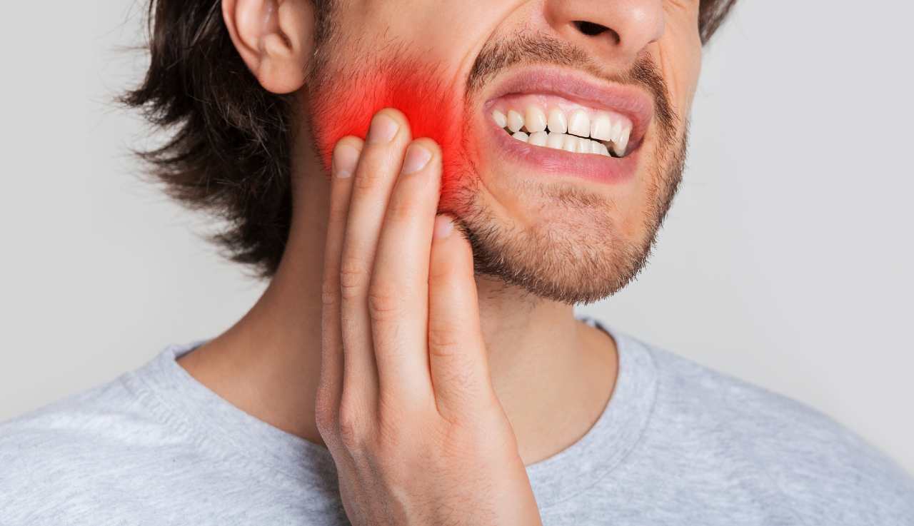 Rimedio naturale contro il mal di denti