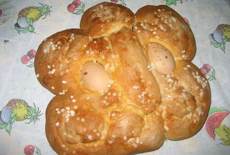 Cuzzupa calabrese per Pasqua - foto wikimedia commons - streetfoodnews.it